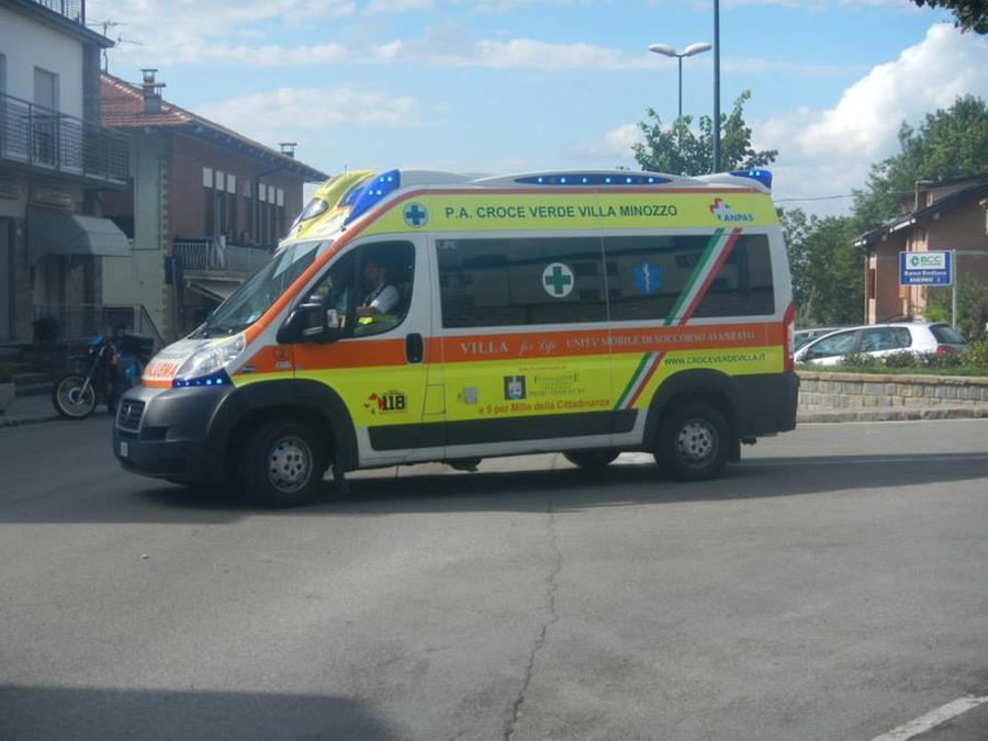 Villa Minozzo, bambina nasce in ambulanza