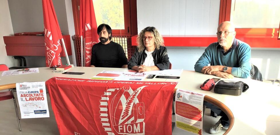 Modena I metalmeccanici Fiom Cgil: «Tutelare i salari» Venerdì sciopero, poi manifestazione a Roma 
