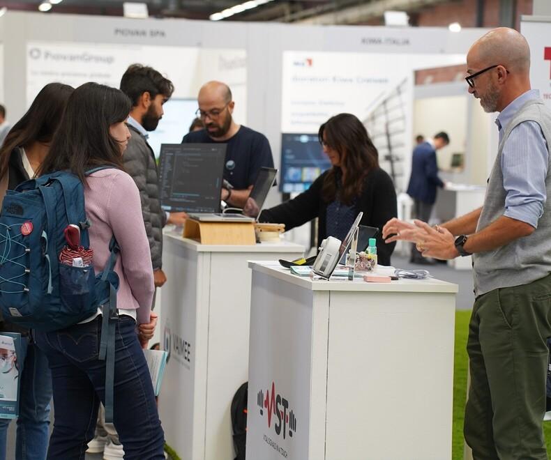 Modena Chirurgia robotica, realtà virtuali la medicina del futuro è in Fiera 