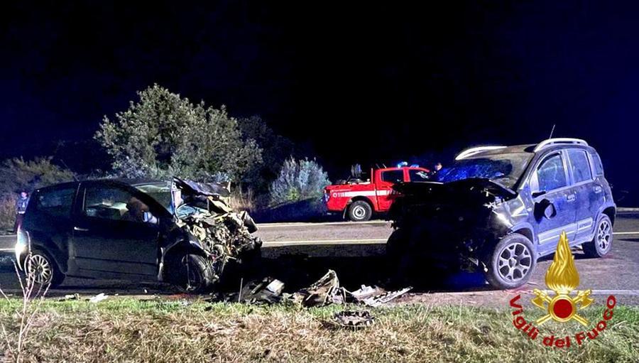 Scontro frontale fra due auto a Nule: feriti i conducenti