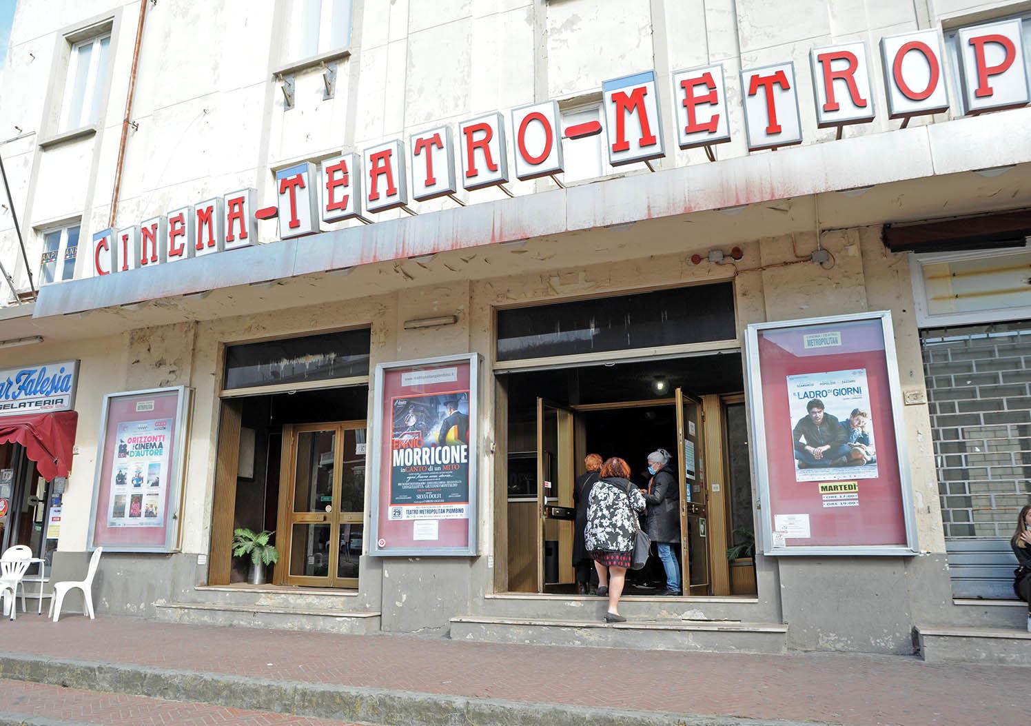 Le bollette spengono i cinema: «Dopo il Covid è una sentenza»