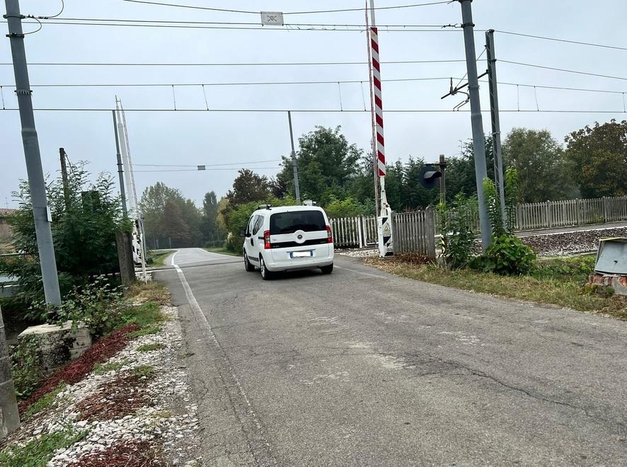 «Il passaggio a livello a Carpi era guasto, ma il treno poteva transitare»