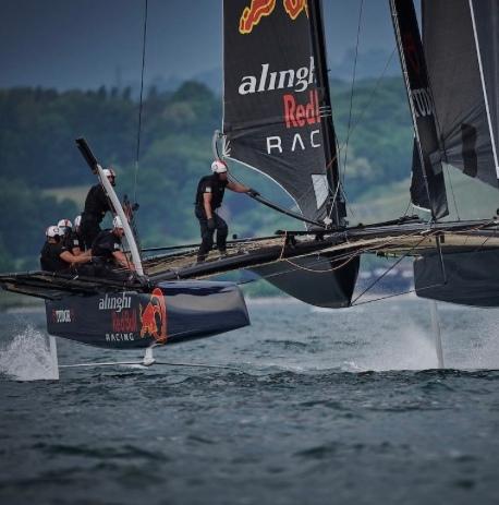 Acrobazie nel mare di Scarlino