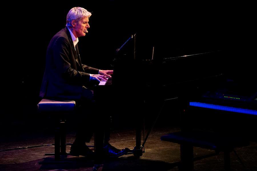 Claudio Baglioni torna in Sardegna: tre date a Sassari, Nuoro e Cagliari