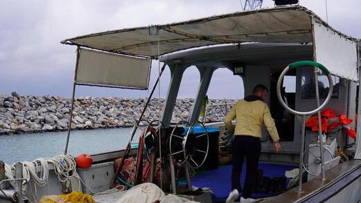 Venduta all’asta a 42mila euro la barca del pescatore Sardone: «M’impediscono di lavorare, dovranno arrestarmi»