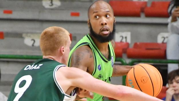 Chris Dowe in azione