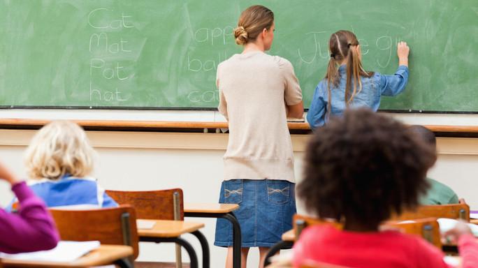 Non si trovano professori per la cattedra e il preside fa un appello su Facebook