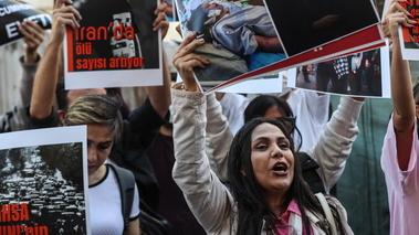 Reggio scende in piazza per le donne dell’Iran