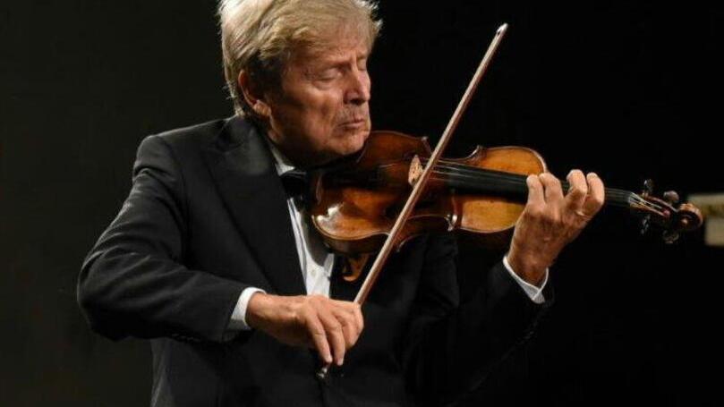 Annullato il concerto di Ughi al Teatro Abbado