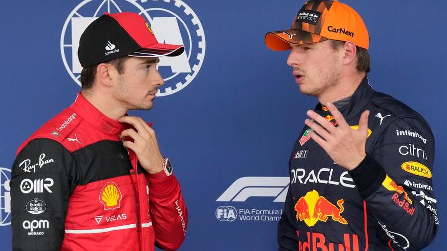 Formula 1, Verstappen in pole col brivido. Leclerc è a 10 millesimi