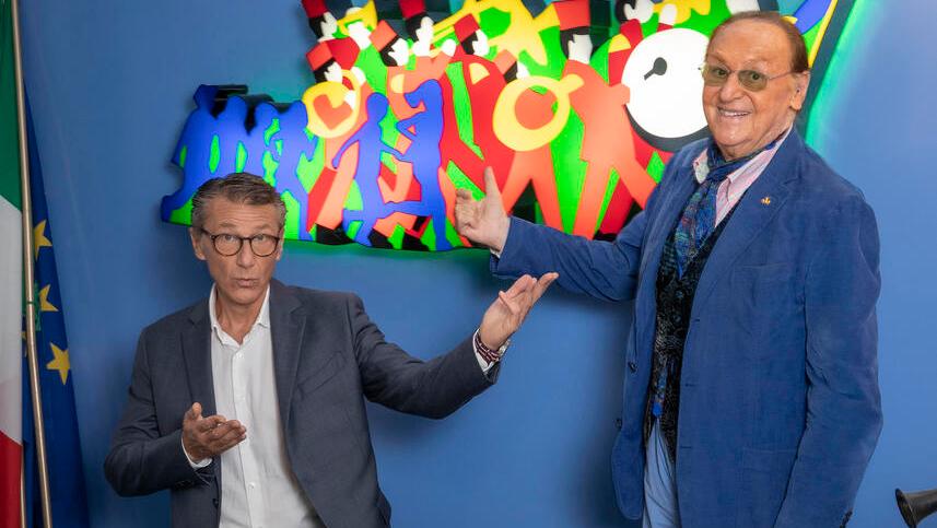 Renzo Arbore, a 85 anni si rimette in gioco con il meglio della musica in tv