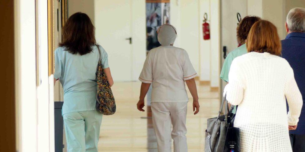 Ferrara, malato di tumore e cardiopatico ma le cure ai denti sono un’odissea