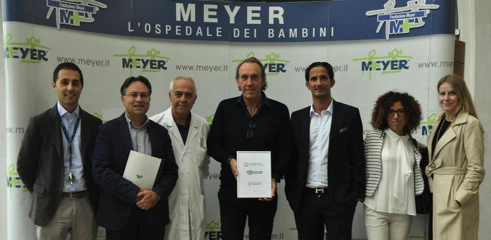 Solidarietà in conceria maxi donazione al Meyer 