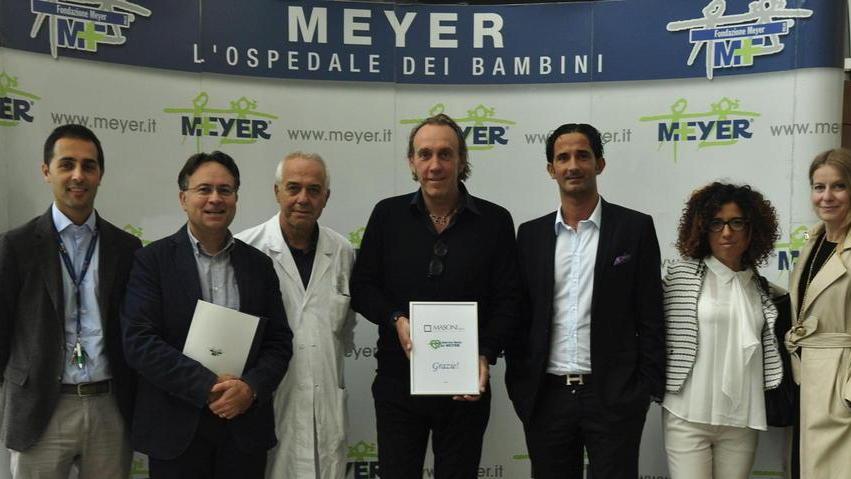 Solidarietà in conceria maxi donazione al Meyer