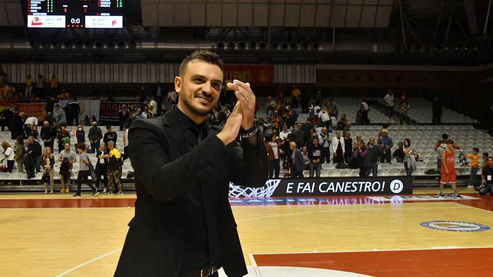 Coach Brienza spinge la sua Pistoia: «Onoriamo il debutto in casa»
