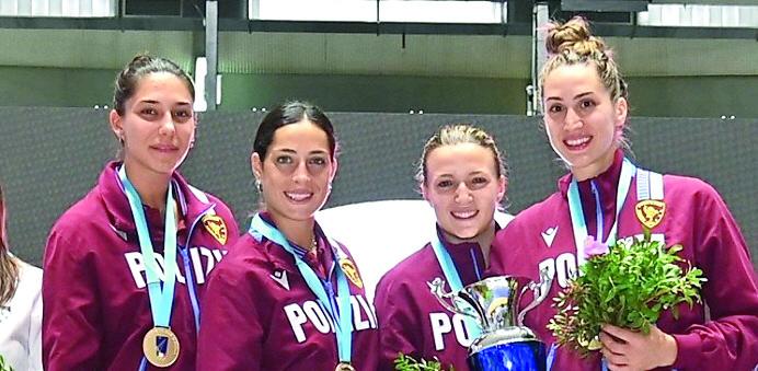 
	La squadra di spada femminile delle Fiamme Oro che a Cagliari si &egrave; laureata campionessa d&rsquo;Europa


