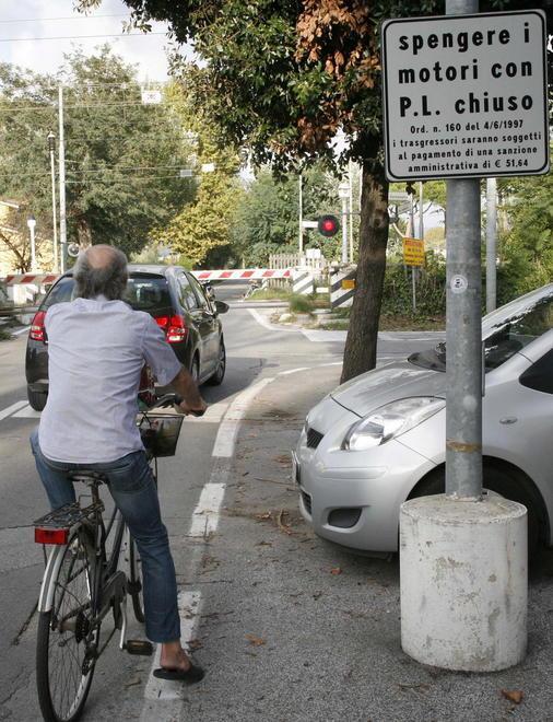 Betti: «Va annullato l’accordo con Fs per via Comparini» 