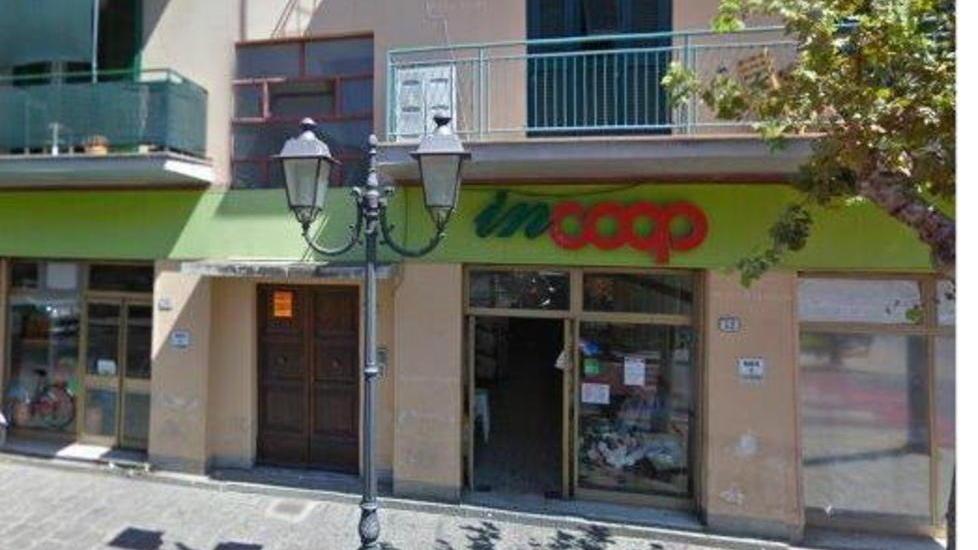 Punto vendita Coop chiude per lavori, dipendenti in Cigs