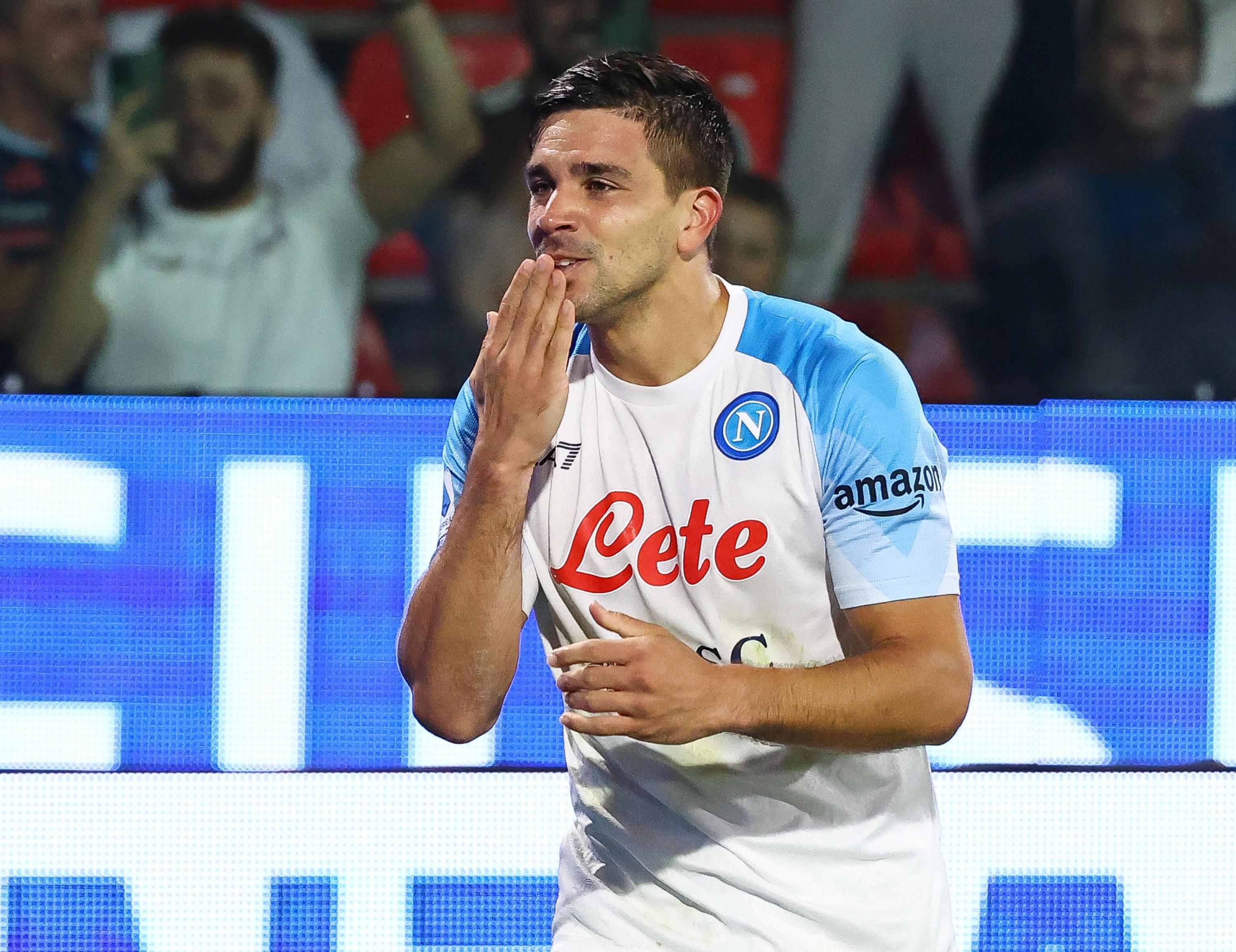 Ridi da lassù, Diego: questo Napoli imbattibile ha la tua anima, otto vittorie consecutive