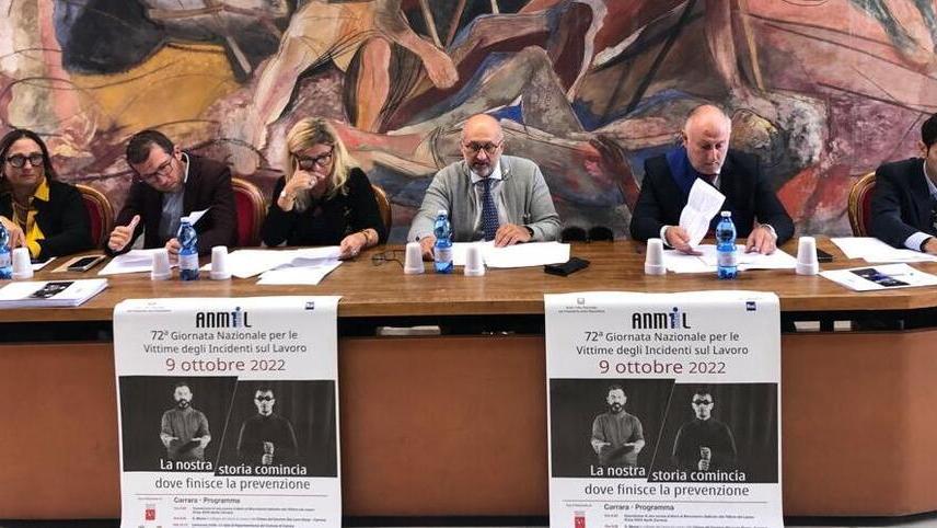 La sindaca: «Una panchina bianca in memoria delle vittime del lavoro»