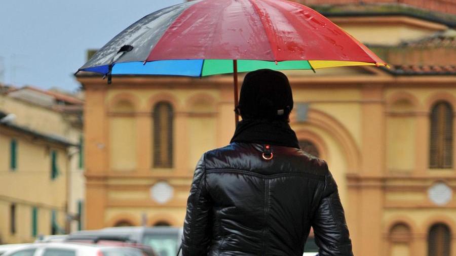 Maltempo in Toscana, esteso codice giallo per temporali fino alle 17