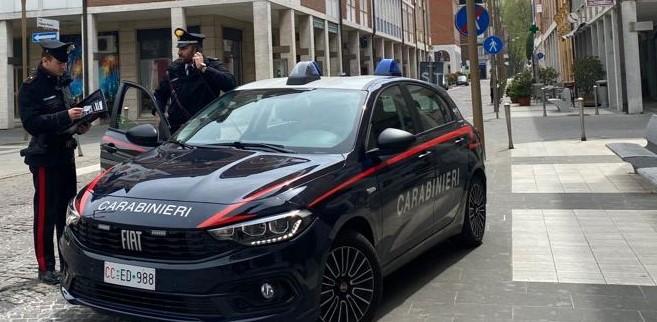 Portomaggiore, esce di casa mentre è ai domiciliari: 34enne portato in carcere