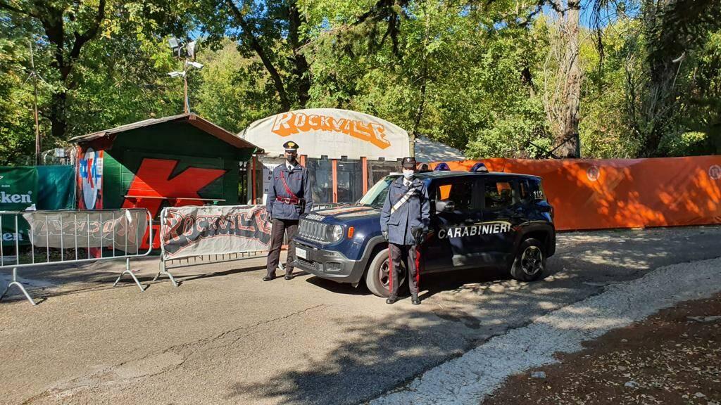 Sassata in testa fuori dal Rockville,grave giovane di Modena. Si cercano i colpevoli nei filmati