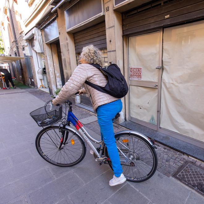 Ferrara, 64 negozi chiusi in pochi mesi: «Serve un rilancio, più interventi e analisi di mercato»