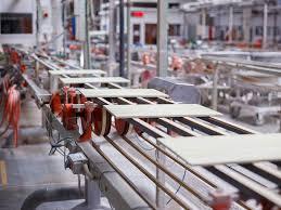 
	Dopo una corsa iniziata nei primi mesi del 2021 gi&agrave; nelle prossime settimane &egrave; atteso una brusca frenata della produzione di ceramica a causa del caro energia


