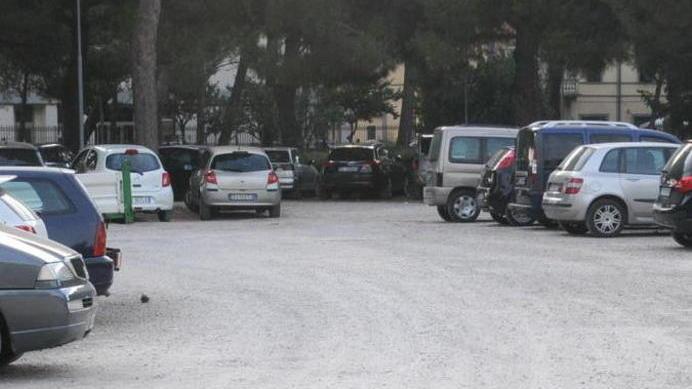 Parcheggio dietro alla scuola A giorni iniziano i lavori