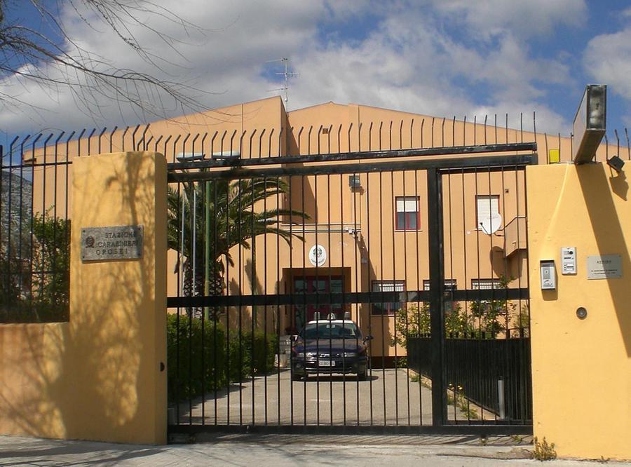 Investita sulle strisce pedonali a Orosei: turista in ospedale