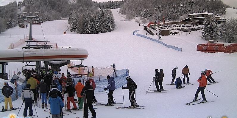 Appennino modenese La valanga caro energia si abbatte su skipass e turismo invernale. Aumenti in vista