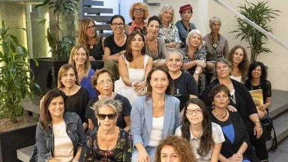 Le giornaliste di Giulia e alcune delle intervistate