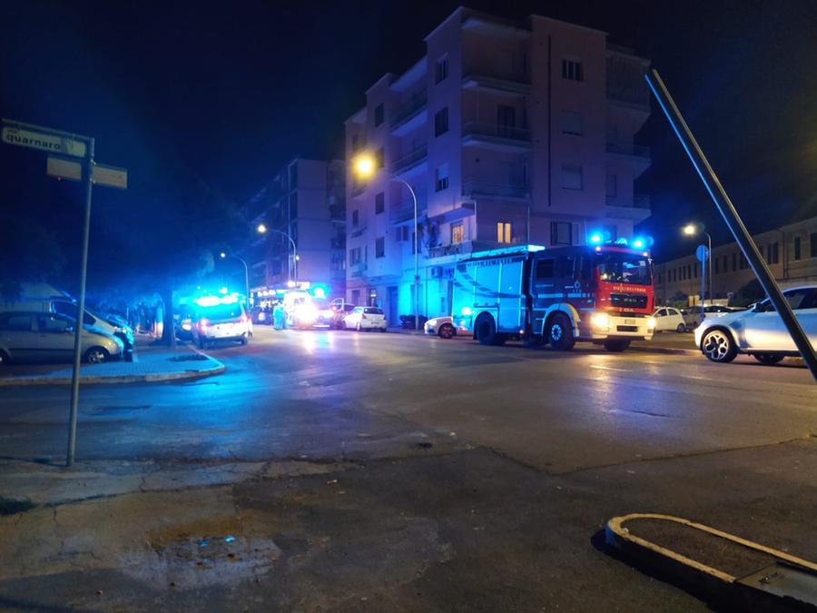 Frontale, botte e minacce col coltello in via della Pace