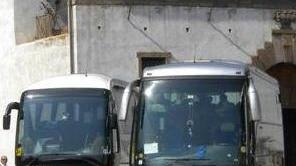 Bus turistici, biglietto a 100 euro