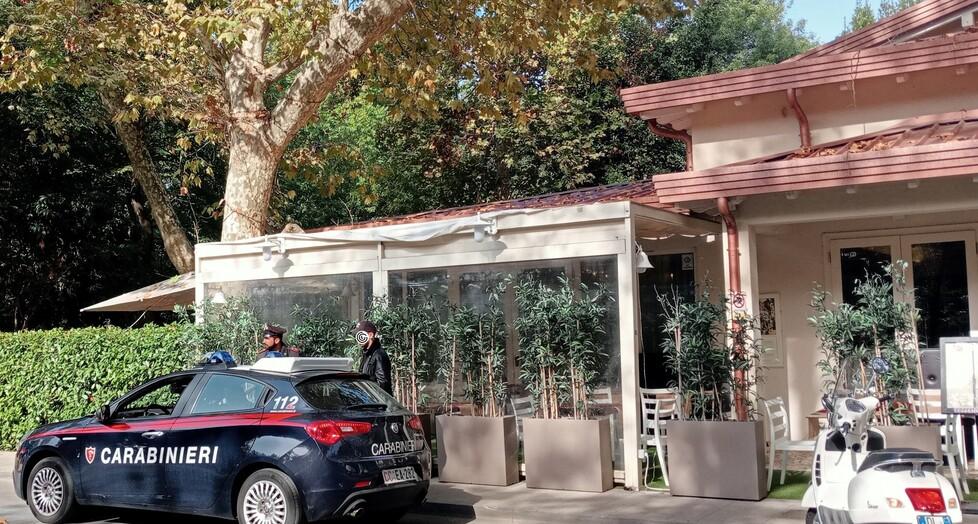 Rissa nella pineta di Ponente: due feriti, un 35enne è gravissimo