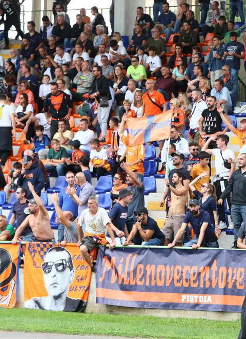 «Lasciamo lavorare Cascione», i Tifosi arancioni vicini al mister