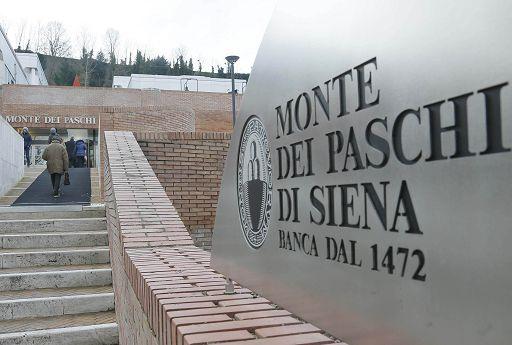 Parte l'aumento di Mps ma il titolo crolla in Borsa
