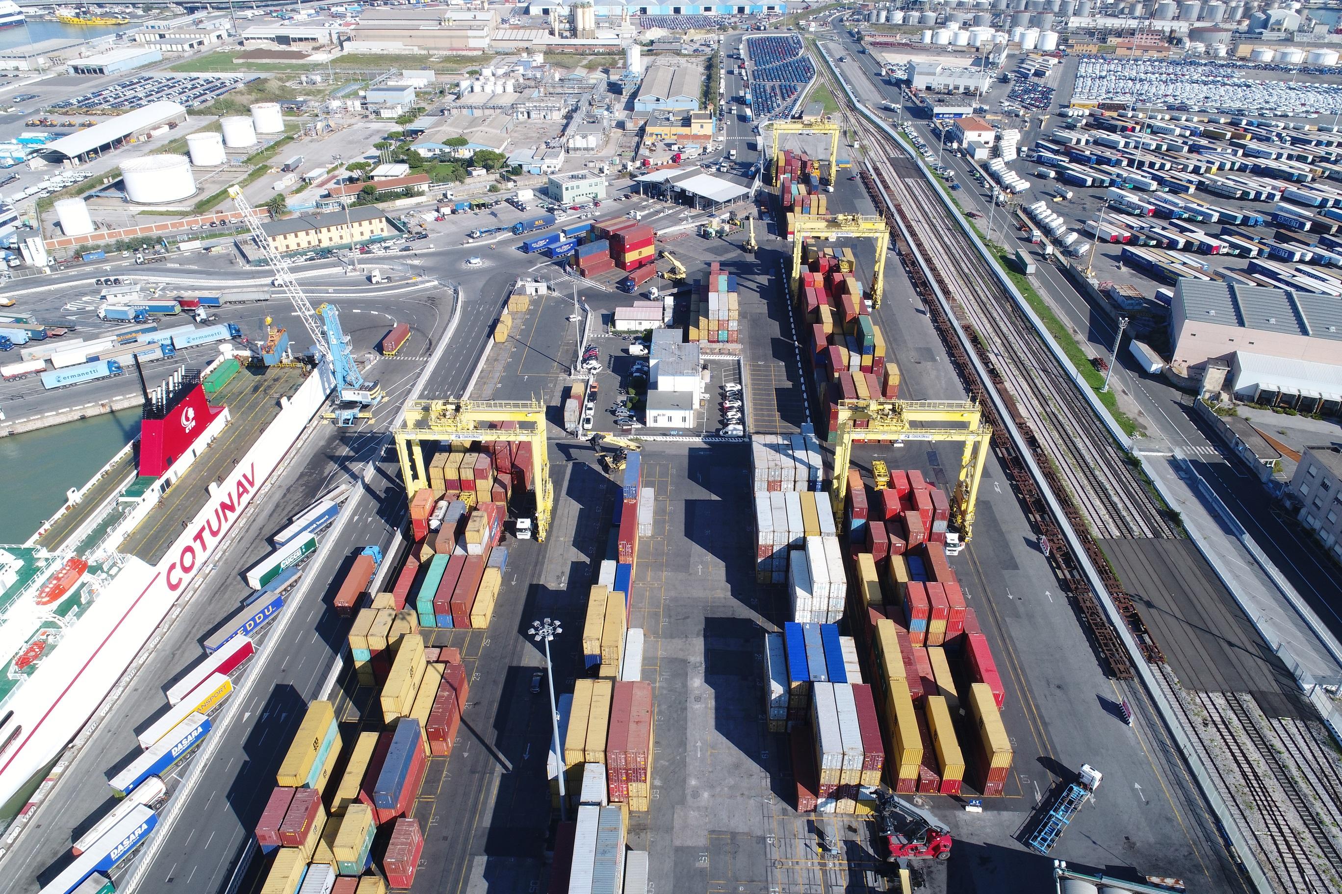 Porto di Livorno, identikit del potere: ecco i giganti che comandano 