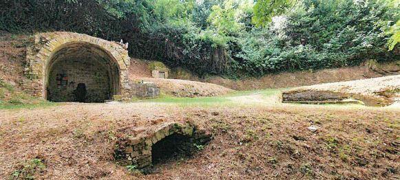
	Uno degli angoli del borgo sulle colline della Valdera&nbsp;

