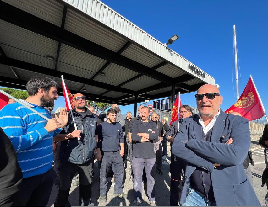 Bollette, l’inverno fa paura anche a chi lavora all’Hitachi