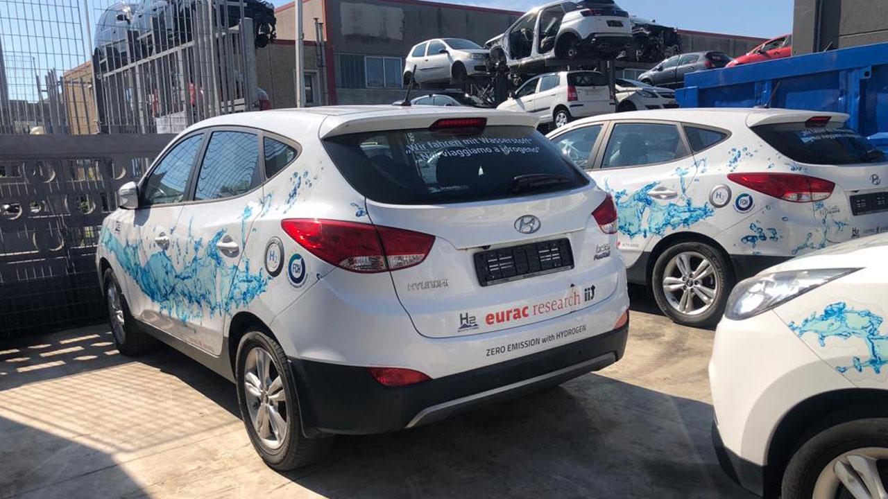 Le auto a idrogeno arrivano da Bolzano per essere smantellate a Rosignano