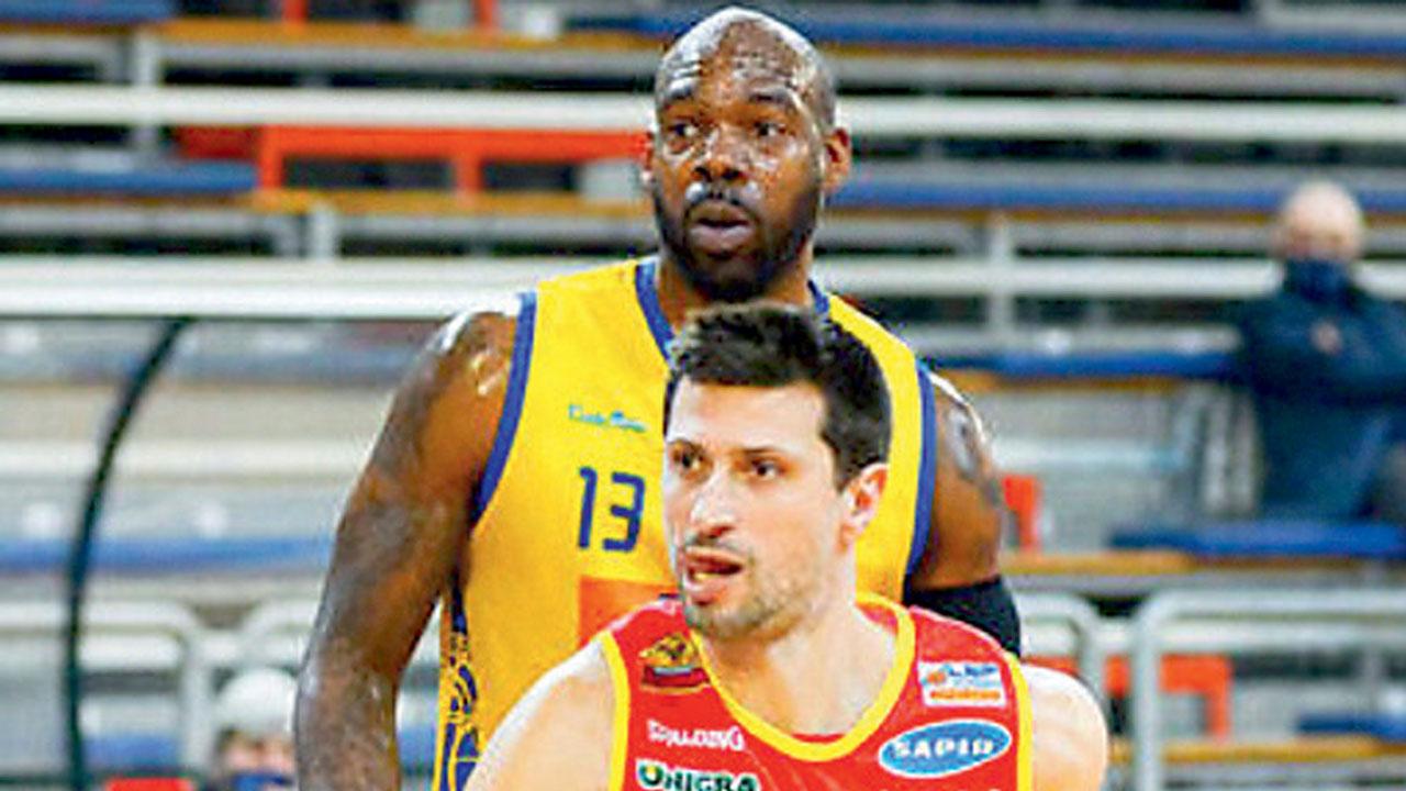 Adrian e Cinciarini i punti di forza della Forlì targata coach Martino