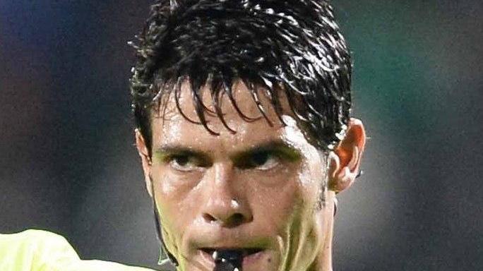 L’arbitro: dirige nasca di bari