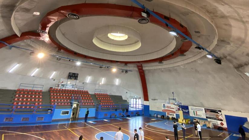 Pontedera, al PalaZoli i lavori sono ancora fermi: scatta la corsa contro il tempo