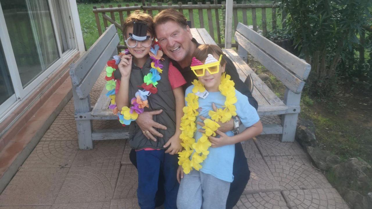 Mauro diventa nonno a domicilio: «Così aiuto le famiglie con figli»