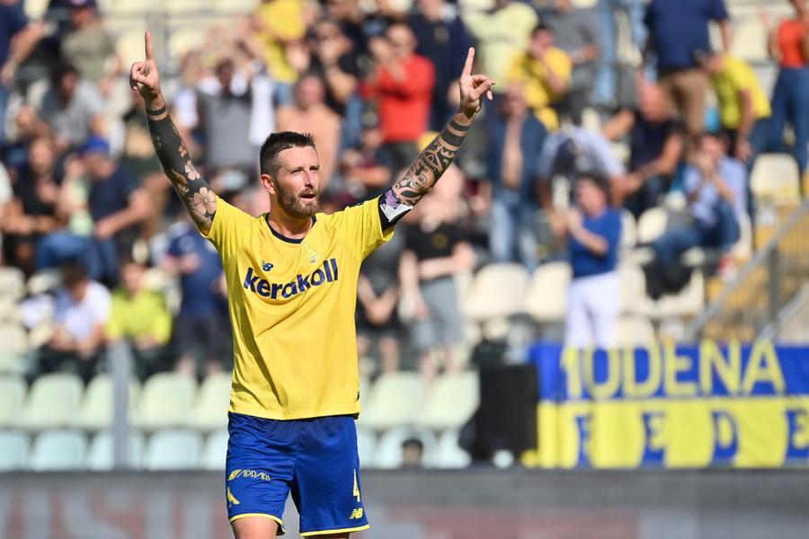 Capitan Pergreffi e Tremolada trascinano il Modena, è “manita” al Como: 5 a 1