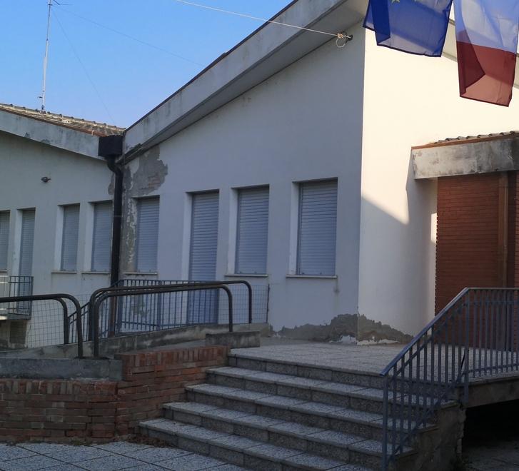 Emergenza legionella: scuola, poste e medici chiusi fino a lunedì 31