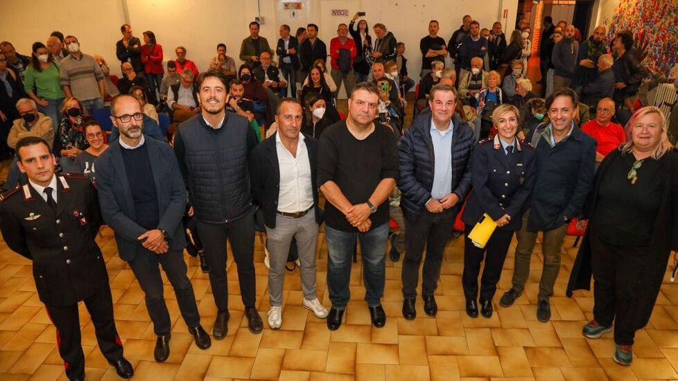 Nuovi alberi e troppi bus, a San Jacopino scatta la protesta