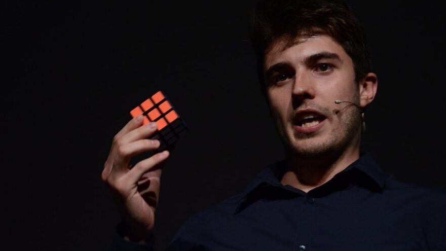 Magia, rompicapo e Youtube: Prestigiatori 2.0 a Ferrara